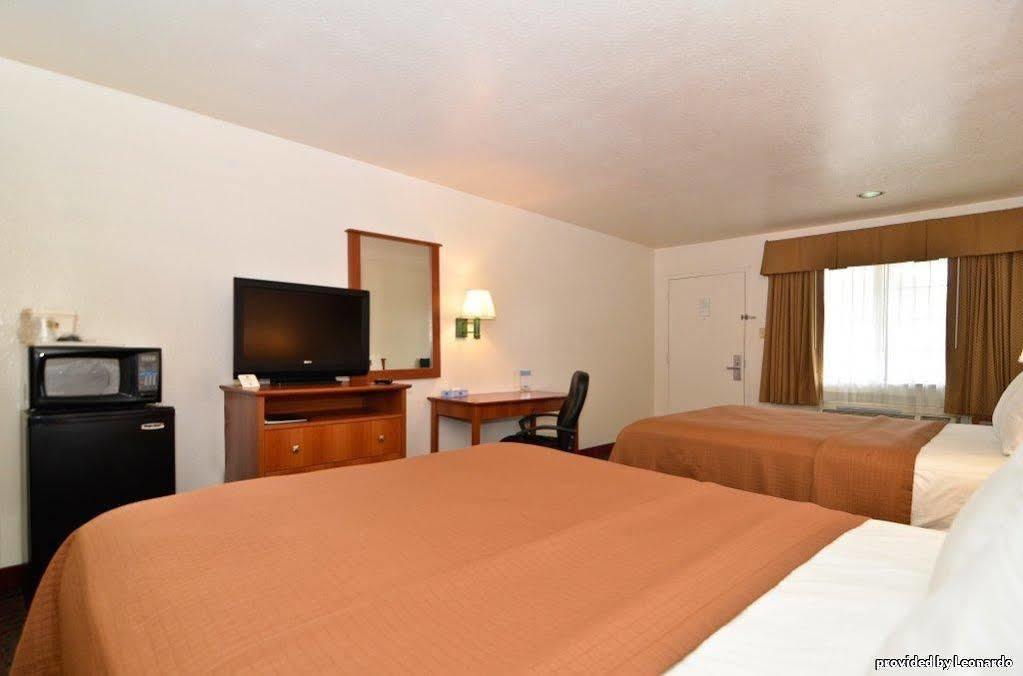 Best Western Regency Inn & Suites Gonzales Cameră foto