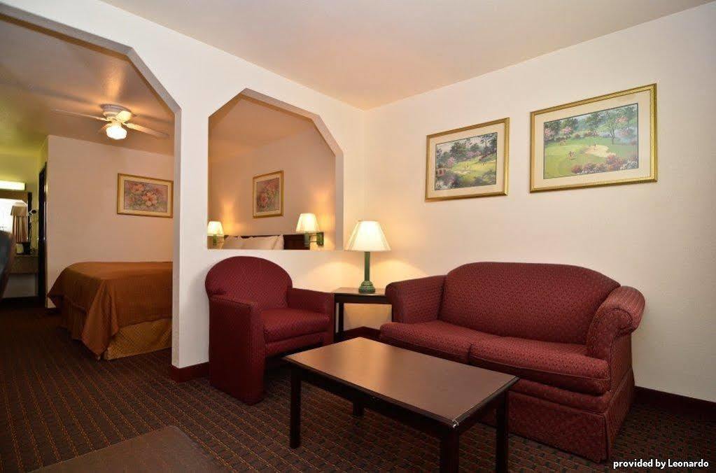 Best Western Regency Inn & Suites Gonzales Cameră foto